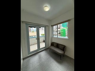 Soho - 68-70A, Hollywood Road 11