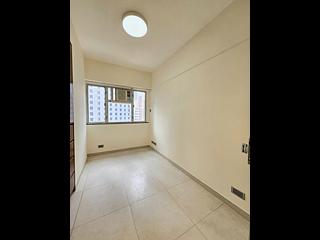 Wan Chai - Tonnochy Towers 04