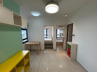 Sai Ying Pun - Connaught Garden Block 1 03