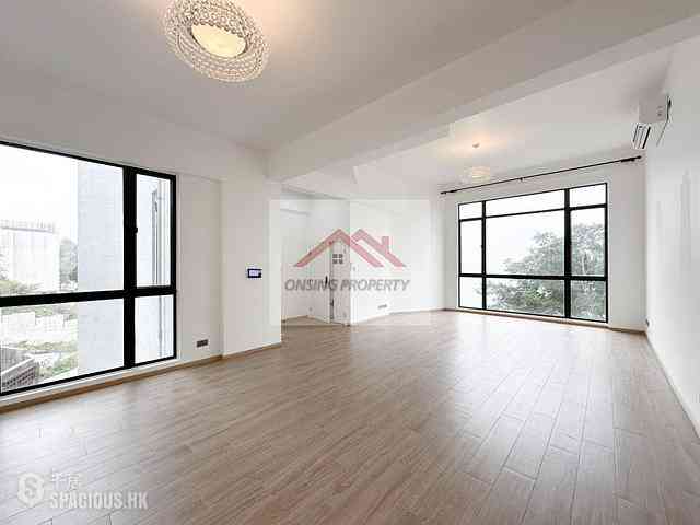 Stanley - Banoo Villa 01