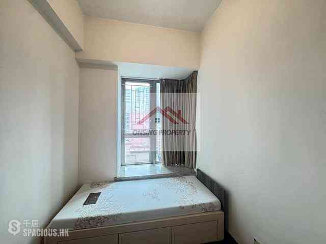 Wan Chai - The Avenue Phase 1 Block 5 06