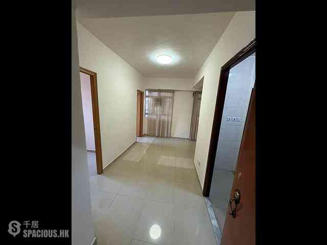 Sham Shui Po - Hong Ning Building 01