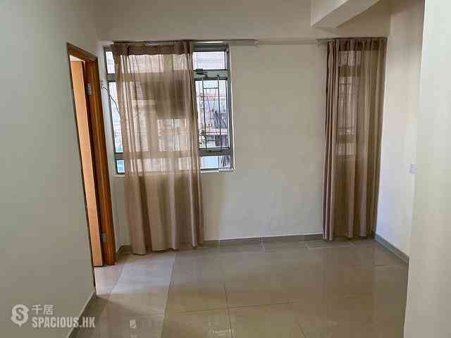 Sham Shui Po - Hong Ning Building 02