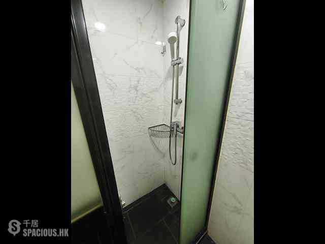Mong Kok - Sincere House 05