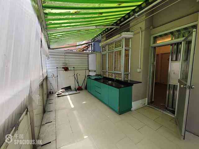 North Point - Ka Hing Building 06