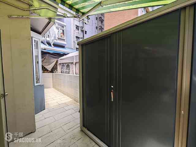 North Point - Ka Hing Building 07