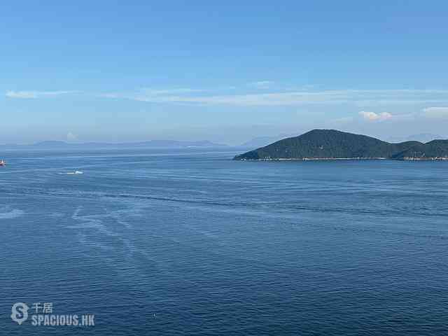 Ap Lei Chau - The Corniche Tower 5 01