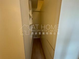Sheung Wan - Welland Building 05