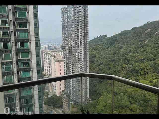 Tai Hang - Ronsdale Garden 01