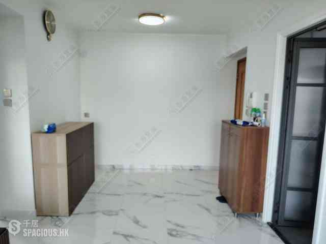 Tiu Keng Leng - Ocean Shores Phase 2 Block 8 03