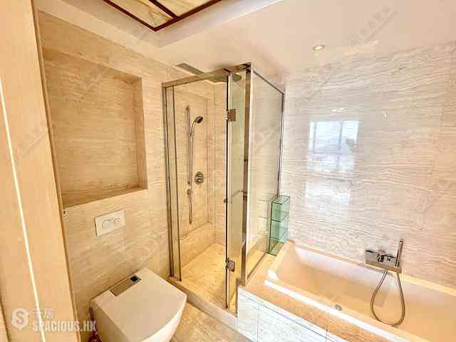 Wong Chuk Hang - Marinella Block 1 05