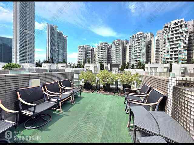 Tung Chung - Coastal Skyline Phase 2 Le Bleu 01