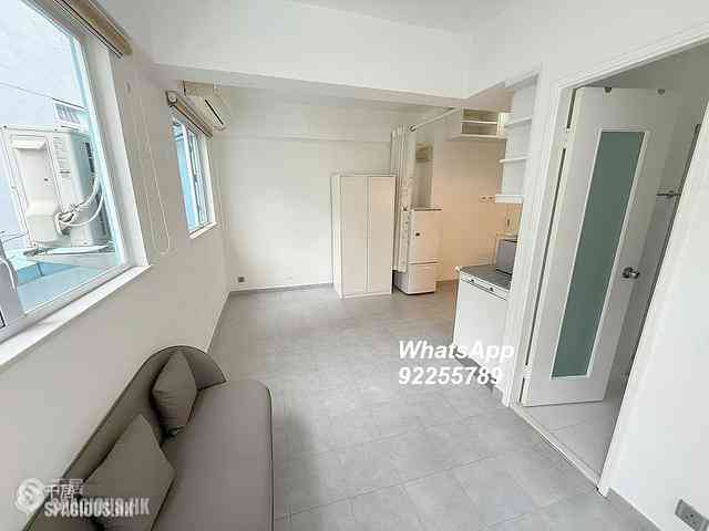 Soho - 68-70A, Hollywood Road 04