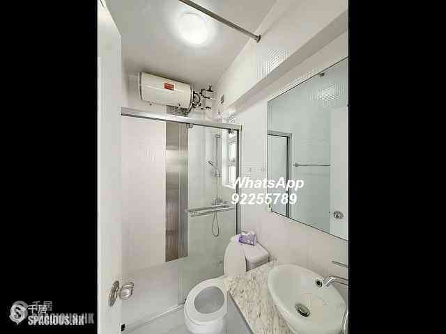 Soho - 68-70A, Hollywood Road 05