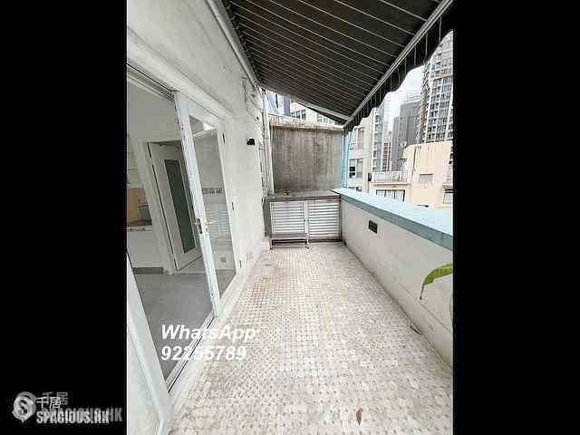 Soho - 68-70A, Hollywood Road 06