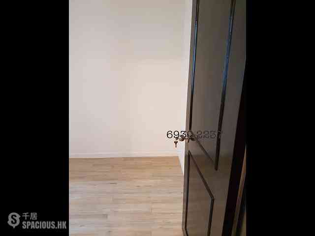 Kennedy Town - Pearl Court 06
