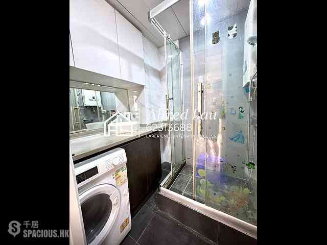 Mong Kok - Hung Wai Building 10