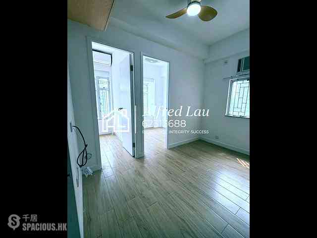 Mong Kok - Hung Wai Building 04