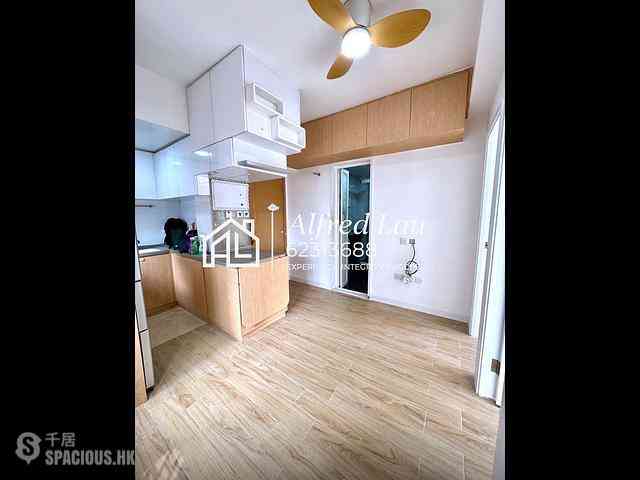 Mong Kok - Hung Wai Building 08