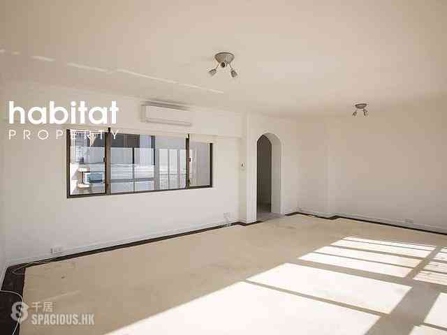 Chung Hom Kok - 19-25, Horizon Drive 05