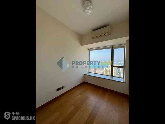 Sai Ying Pun - The Nova 06
