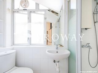 Mid Levels Central - Welsby Court 06