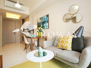 Sai Ying Pun - King's Hill 03