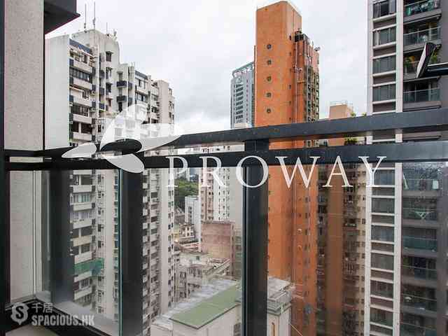 Happy Valley - The Aster (Resiglow) 03