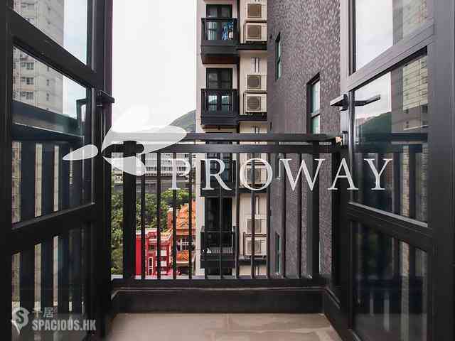 Happy Valley - The Aster (Resiglow) 05