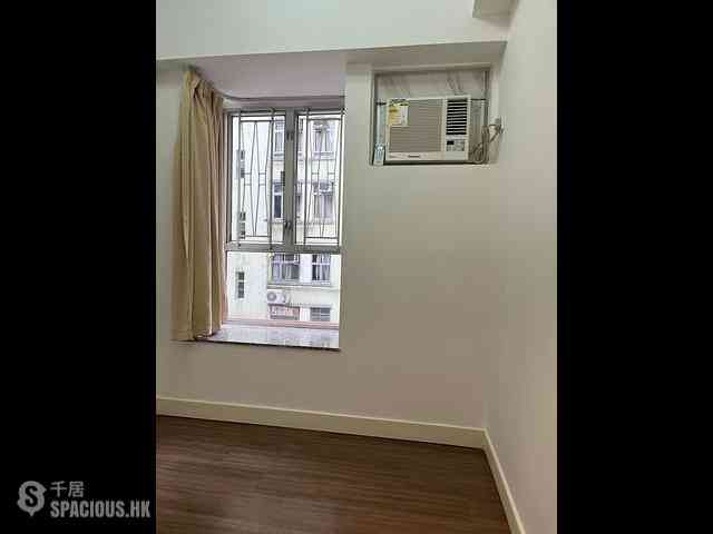 Kennedy Town - Shun Fai Building 07