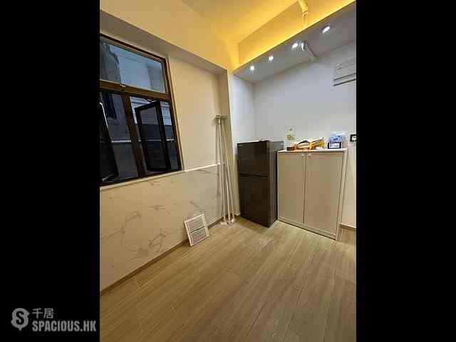Prince Edward - Tung Wai Building 02
