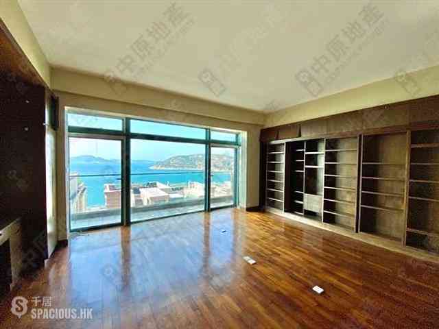 Stanley - Regalia Bay 04
