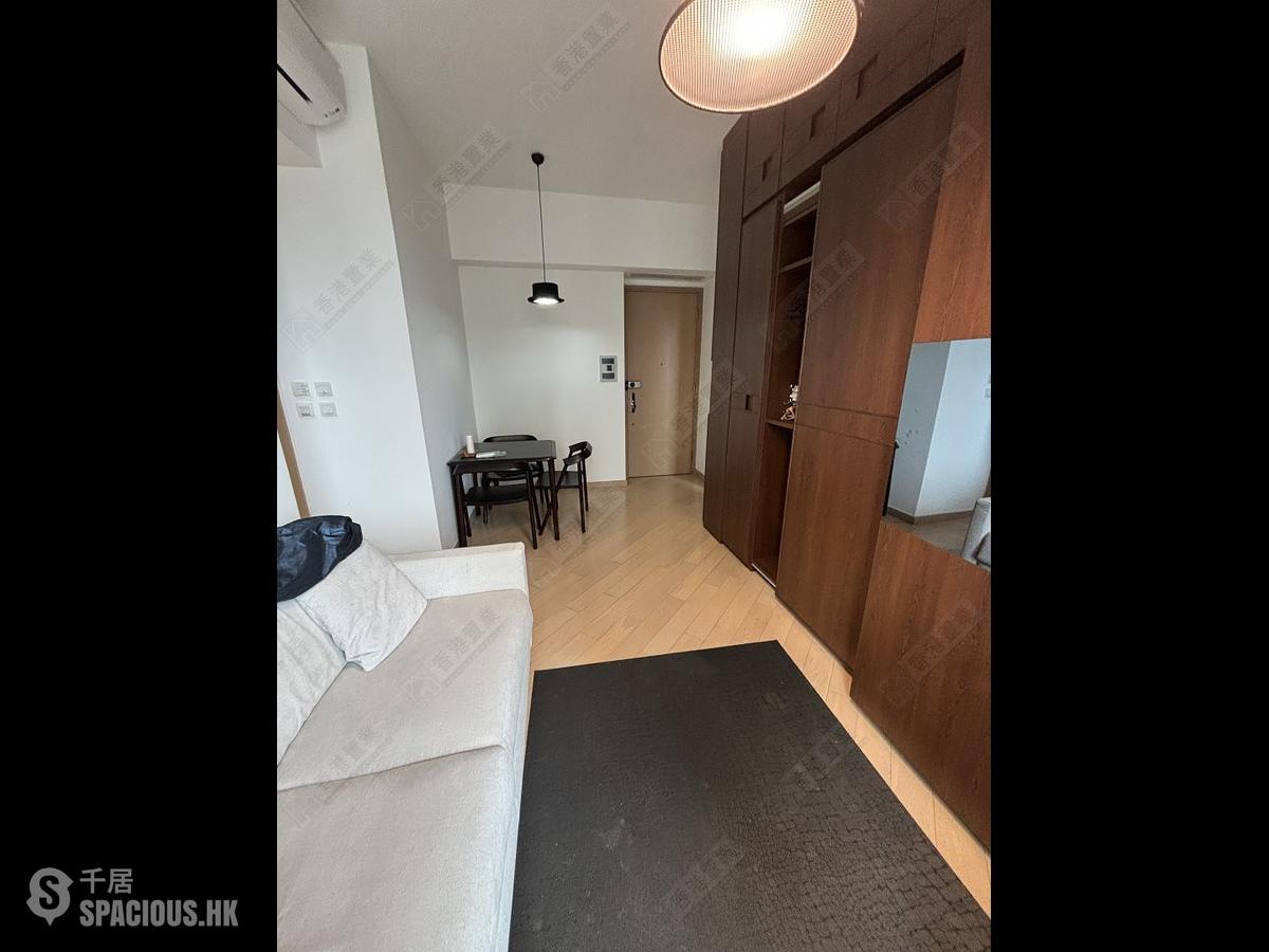 West Kowloon - The Cullinan (Tower 21 Zone 5 Star Sky) 01