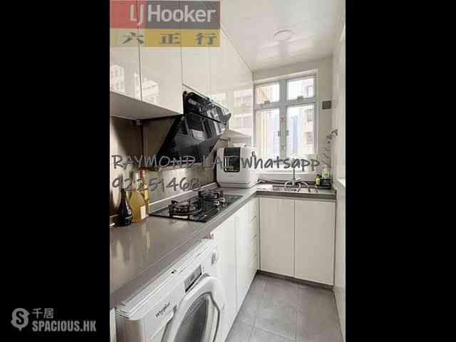 Wan Chai - Tak On Mansion 03