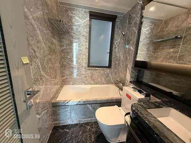 Wong Chuk Hang - The Southside Phase 3B Blue Coast Tower 2A 06
