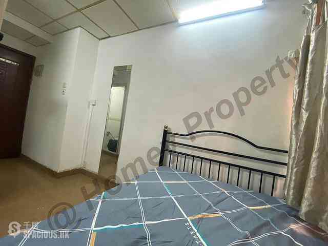 Tsim Sha Tsui - Champagne Court 02