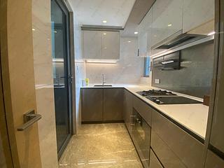 Wong Chuk Hang - The Southside Phase 2 La Marina Tower 2B 04