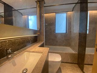 Wong Chuk Hang - The Southside Phase 2 La Marina Tower 2B 06