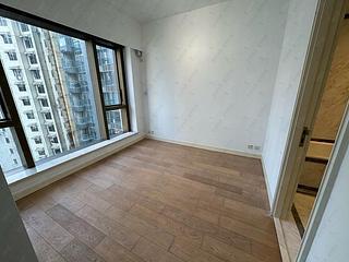 Sai Ying Pun - Kensington Hill 04
