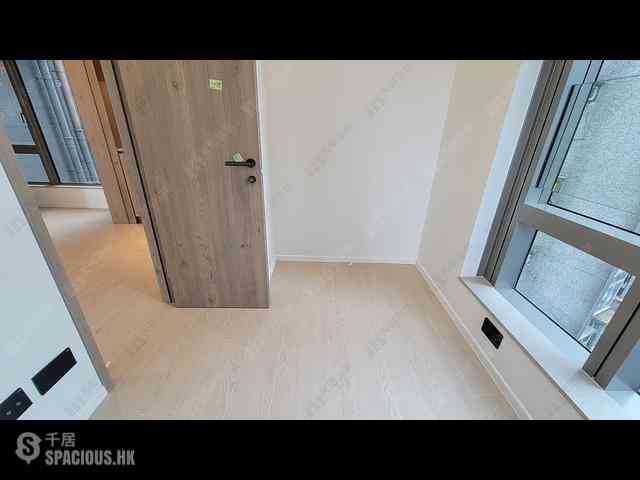 Quarry Bay - Finnie 07