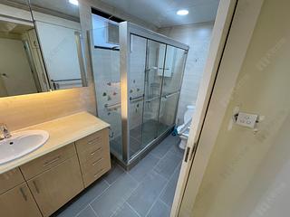 Sai Ying Pun - Wing Cheung Court 04