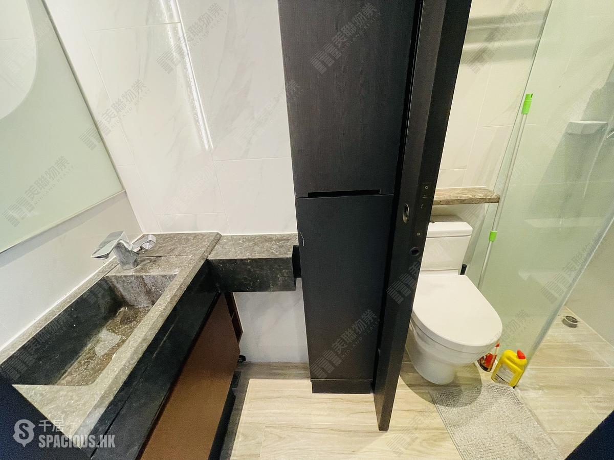 Quarry Bay - Novum East 01