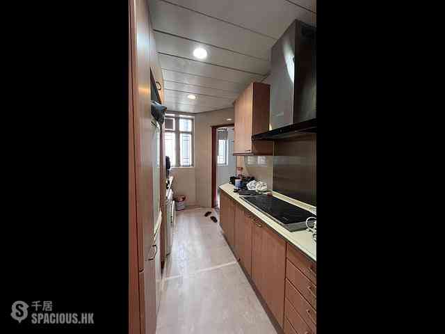 West Kowloon - Sorrento Phase 2 Block 1 02
