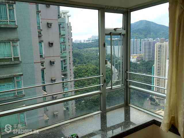 Tseung Kwan O - The Metro City Phase 3 The Metropolis Block 4 01