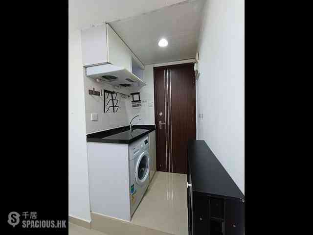Tsim Sha Tsui - Ocean View Court 01