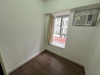 Kennedy Town - Shun Fai Building 02