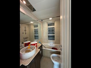 Lohas Park - Lohas Park Phase 2A Le Prestige Block 3 03