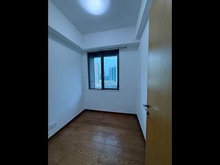 Tseung Kwan O - The Papillons Block 7 03