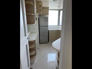 Tung Chung - Caribbean Coast Phase 4 Crystal Cove Tower 15 04