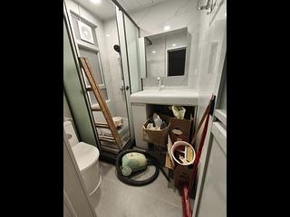 Mong Kok - Kin Wong Mansion Phase 2 04